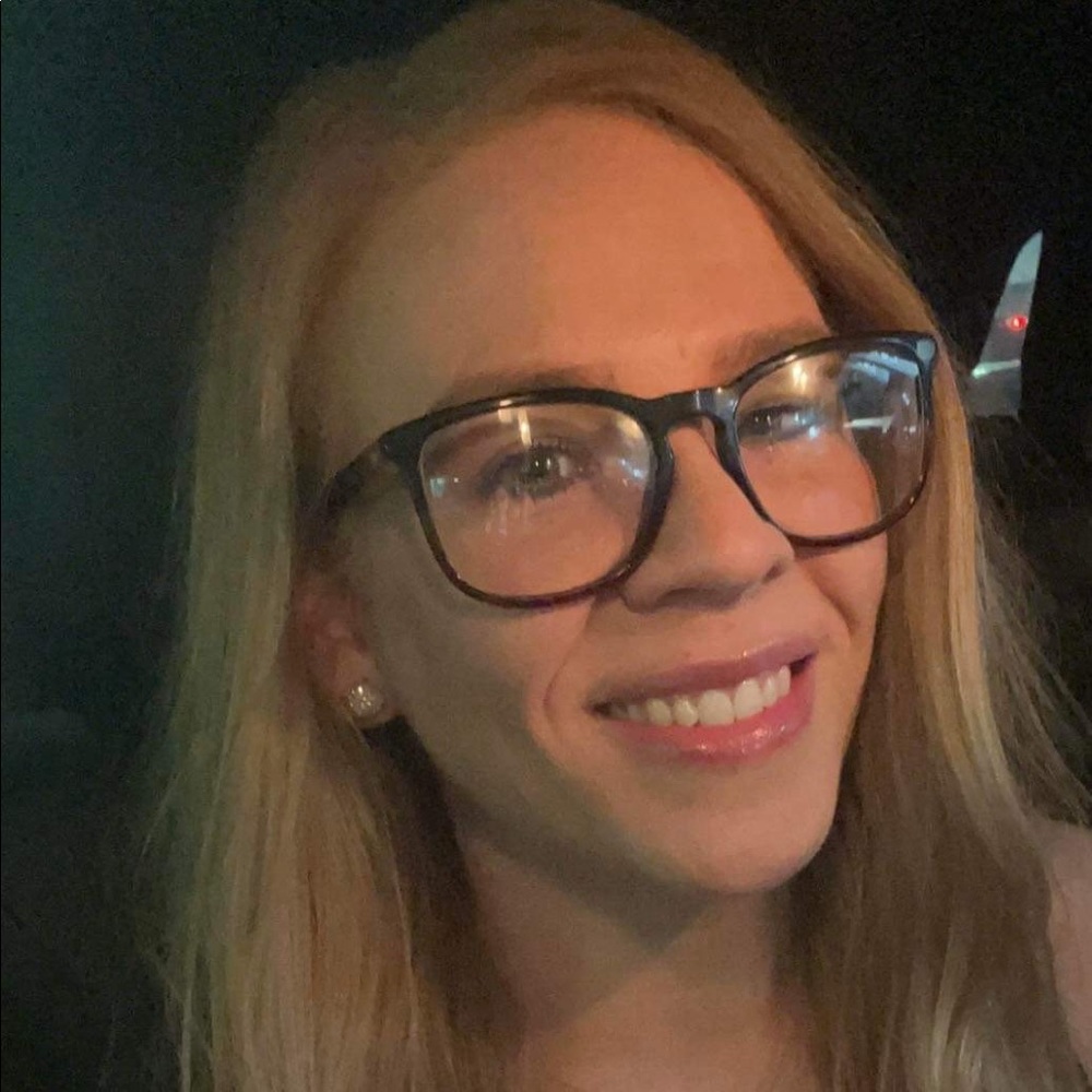 Meet your Posher, Mollie